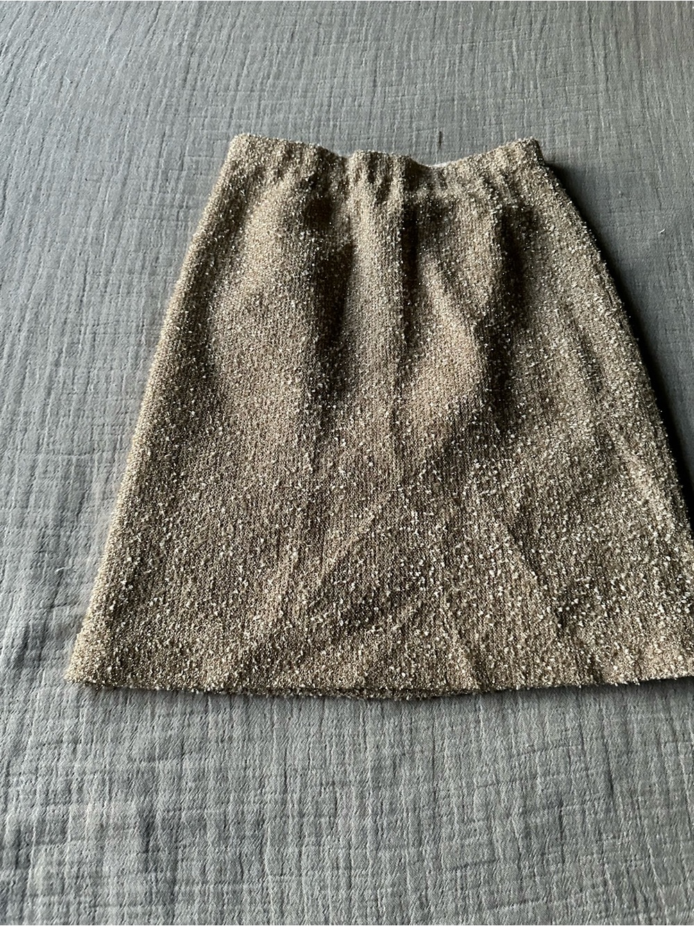 St. John Metallic Gold A-Line Tweed Skirt